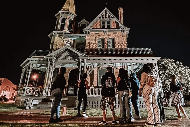 Phoenix History, Mystery and Ghosts Tour - The Renaissance Phoenix Downtown Hotel and a burned past