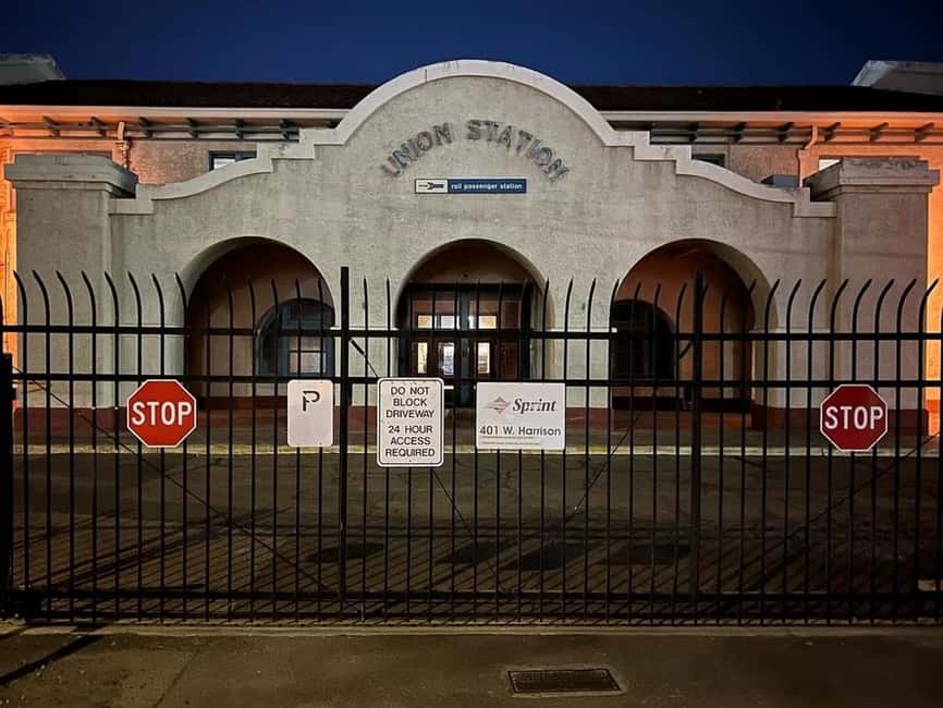 Phoenix: Murders & Mysteries True Crime Car Ghost Tour - How Bailey shapes the experience