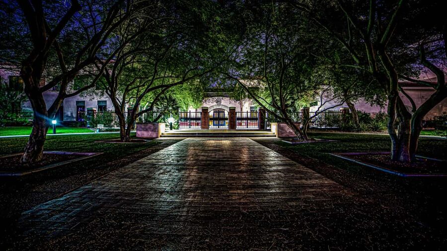 Phoenix: Ultimate Dead of Night Walking Ghost Tour - Practical tips for a smoother night