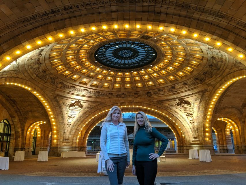 Pittsburgh: Evening Ghost & History Downtown Walking Tour - Downtown architecture looks different at dusk