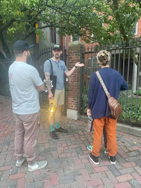 Portland: Ghost Walk - Starting beside Portland’s green clock
