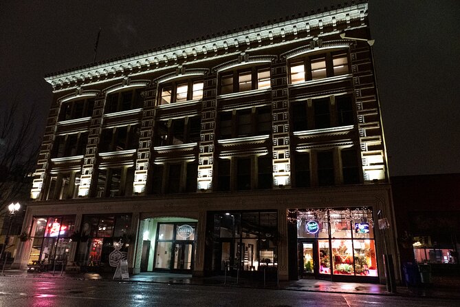 Portland Ghosts Boos and Booze Haunted Pub Crawl - Kells Irish Restaurant and Pub