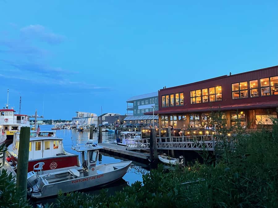 Portland Old Port Ghost Walk - Andy’s Old Port Pub and the lighter side of the supernatural