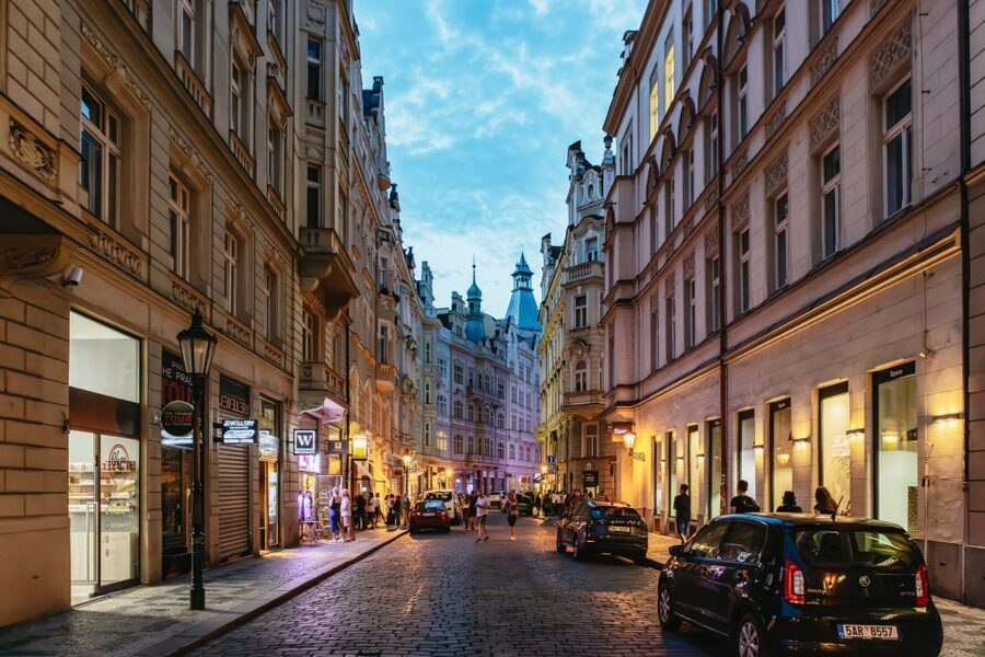 Prague: Ghost Walking Tour Where Legends Come To Life - Old Town Square and the Astronomical Clock