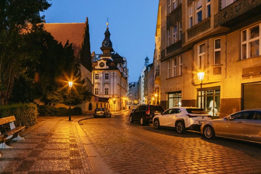 Prague: Ghosts and Legends Nighttime Guided Walking Tour - Key points to know before you book