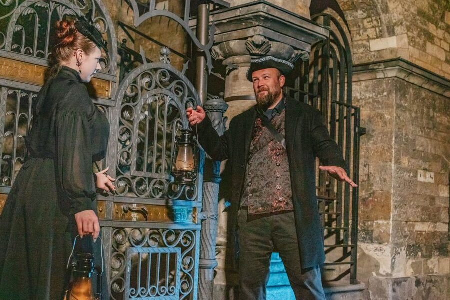 Prague: Ghosts and Legends Nighttime Guided Walking Tour - Týn Yard and Ungelt: a quieter turn