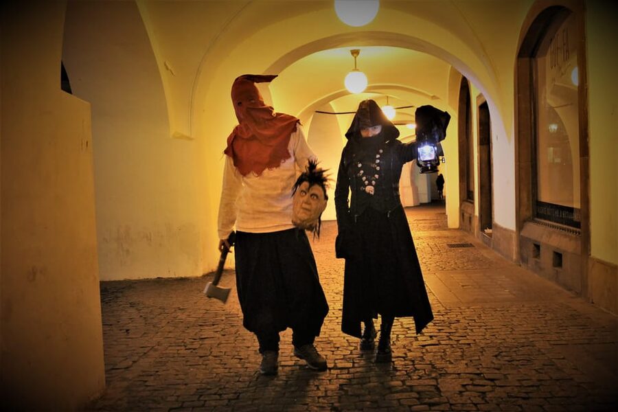 Prague: Ghosts, Legends, Medieval Underground & Dungeon Tour - Why Prague’s dark side works so well at night