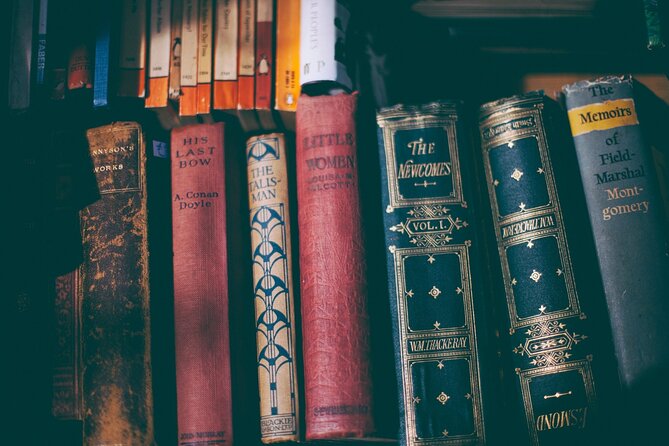 Private | Cambridge University Ghost Tour Led By University Alumni - Eagle pub and the mysterious upstairs draft