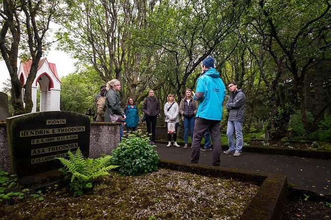 Private Folklore Walking Tour - Meet the Elves, Trolls & Ghosts of Iceland - Parliament House: Guardian spirits and Icelandic magic