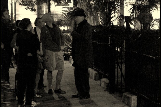 Private Savannah Ghost Walks with The Founder - Madison Square and the American Revolution