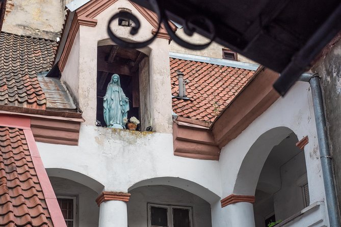 Private Vilnius Ghost & Legends tour - Monks, swindles, and St. Michael’s Church