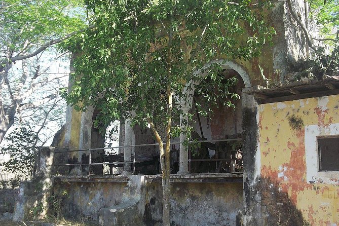 Progreso Misnebalam Ghost Town ATV excursion and Break Adventure - Misnébalam, an abandoned town with a spooky reputation