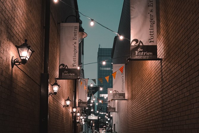 Questo Self-guided Haunted Melbourne Walking Tour - Starting at Flinders Street Station