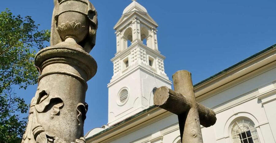 REV Walks - Ghost Tour - The Mills House Hotel and Charleston’s haunted hotels