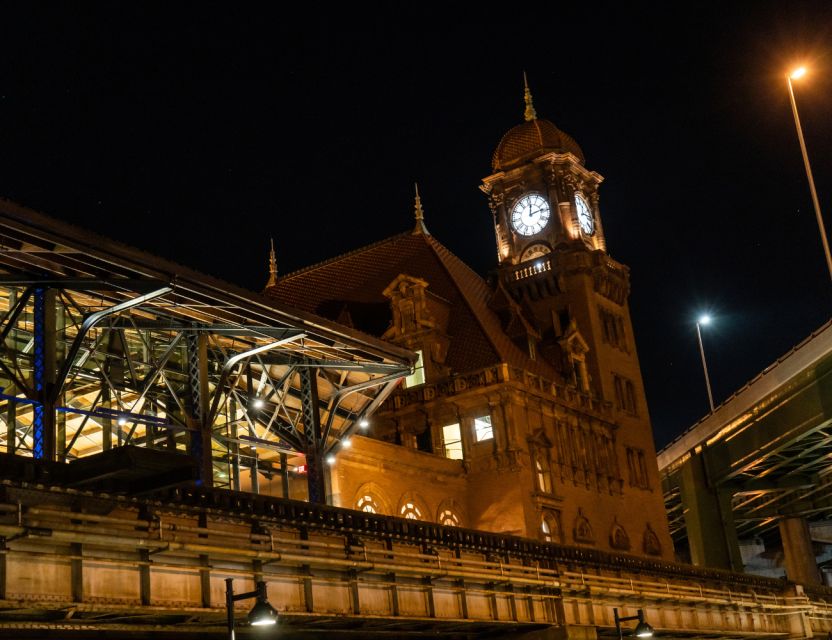Richmond Ghosts Boos and Booze Haunted Pub Crawl - Who should book this haunted night