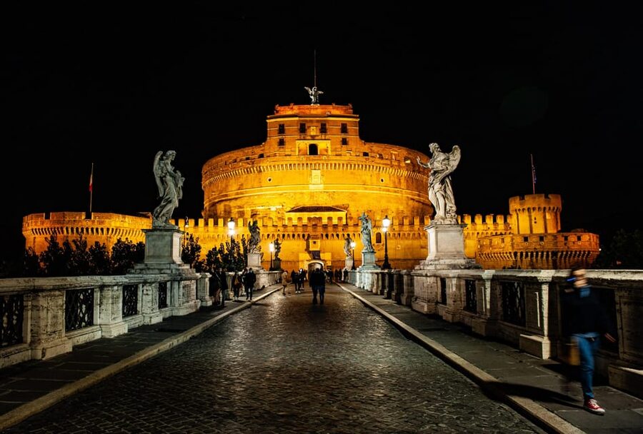 Rome: Guided Haunted Rome Ghost Tour with Dowsing Rods - Starting beneath Castel Sant’Angelo
