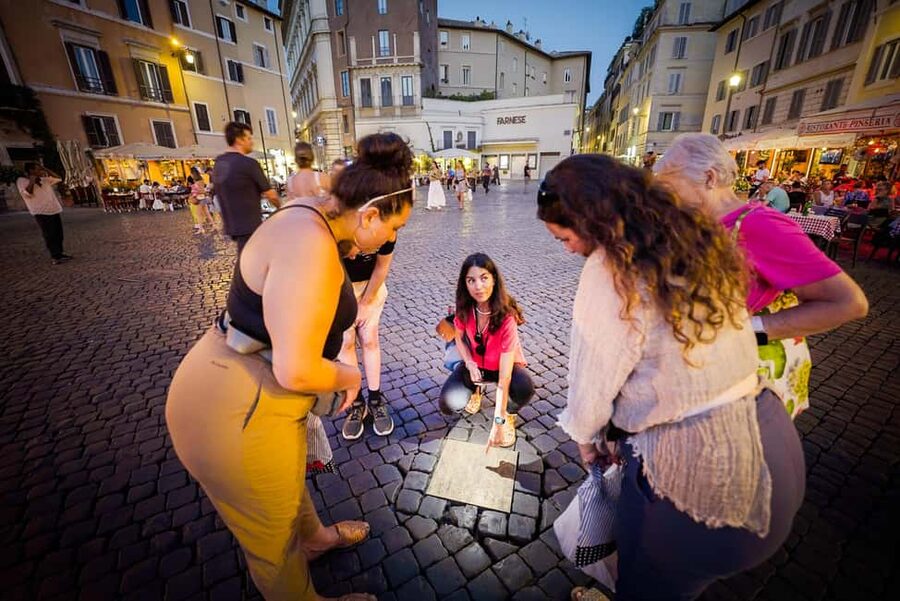 Rome's Dark Side: Ghosts, Scandals and Crypts - small group - Key points at a glance