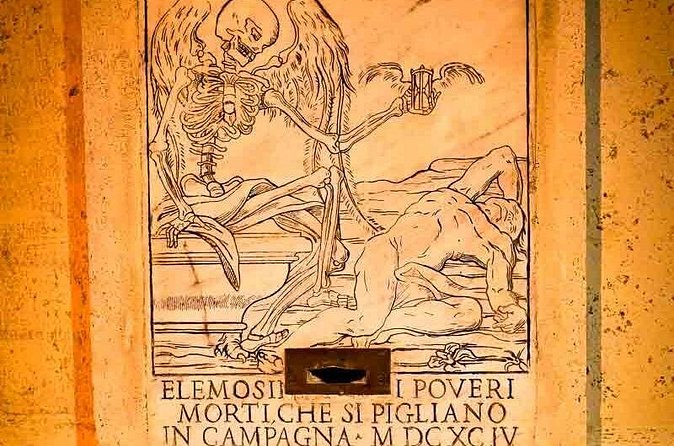 Rome's Dark Side: Ghosts, Scandals and Crypts - Small Group Tour - Campo de’ Fiori and the memory of executions
