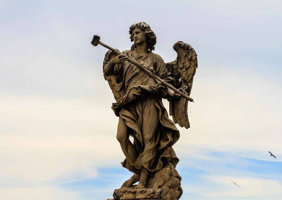 Rome Secrets: Dark History & Tasty Bites Tour - Pizza, folklore, and the city’s smaller details
