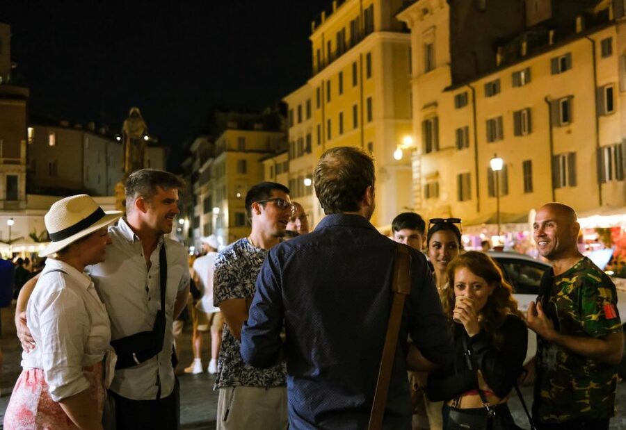 Rome: Small Group Rome's Dark Side - Ghosts & Legends Tour - Campo de’ Fiori and Farnese Palace: beauty with a scandalous past