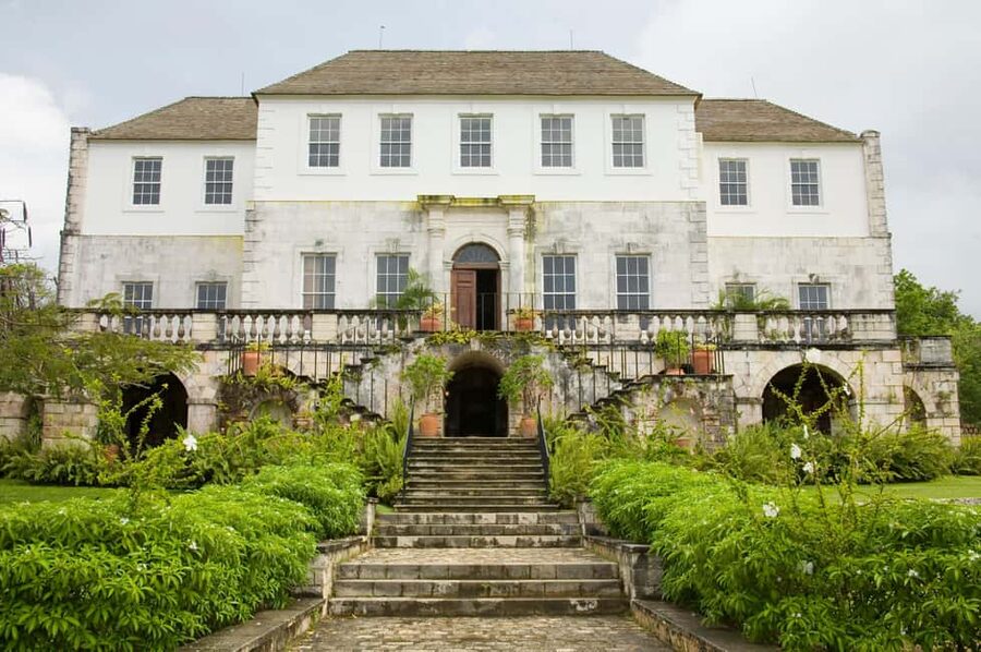 Rose Hall Great House Haunted Night Tour and Transportation - The drive to Rose Hall and the value of private transport