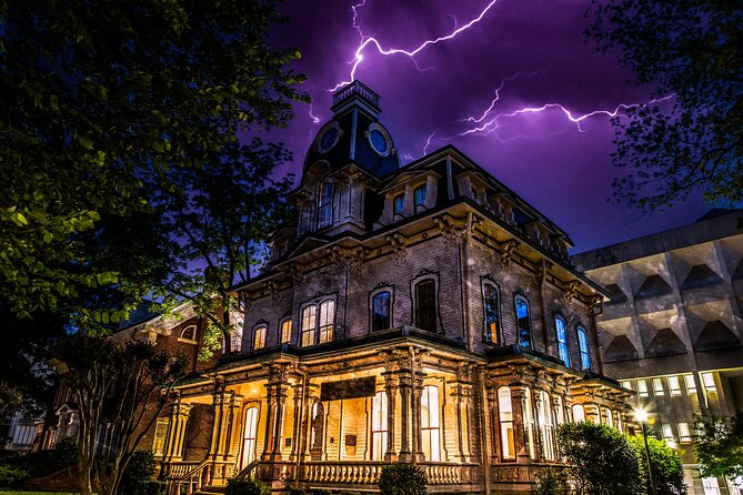 Rust, Rebels & Ruins: Raleigh Ghost Tours - 211 New Bern Place and the White-Holman House