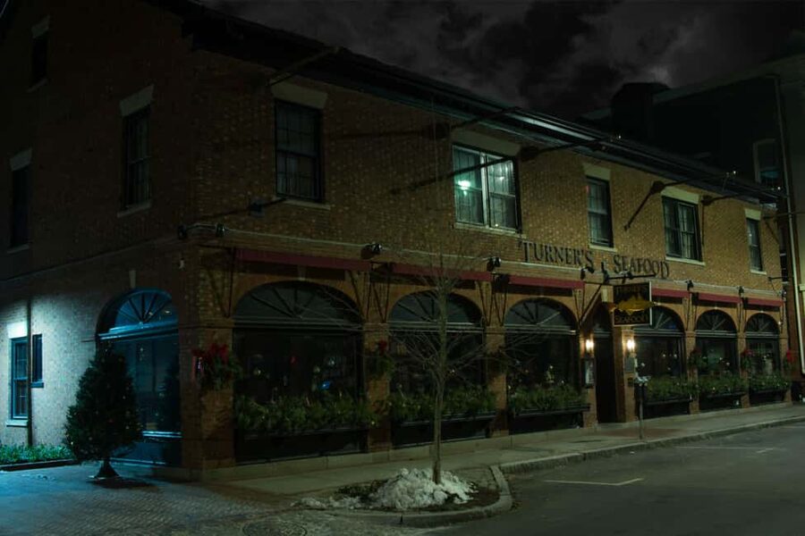 Salem: Boos and Brews Haunted Pub Crawl - The first haunted locations set the tone