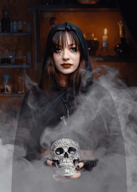 Salem Ghost Tours: Witches & Wicked Whispers - Walking toward Old Burying Point Cemetery