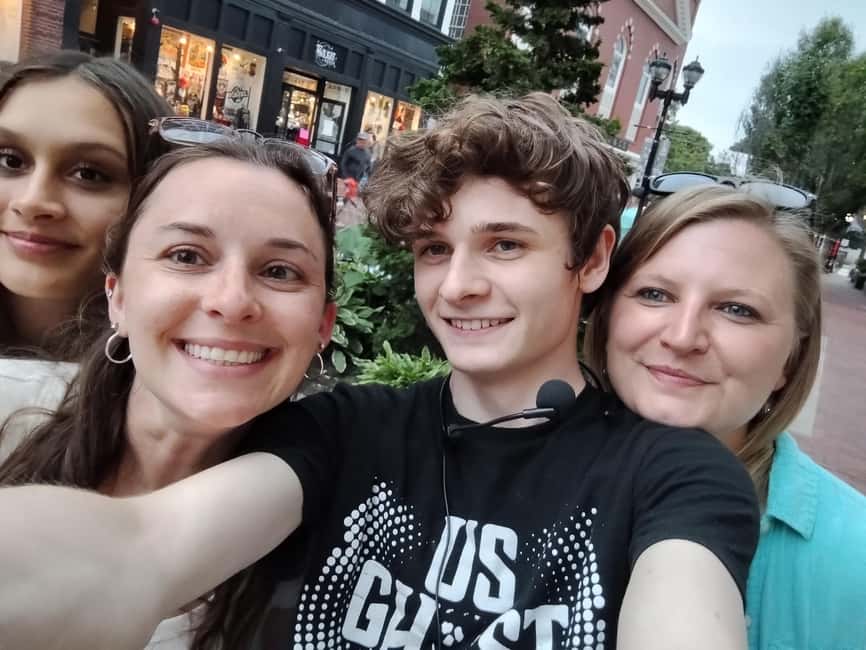 Salem Ghost Tours: Witches & Wicked Whispers - Why the guide makes or breaks the evening