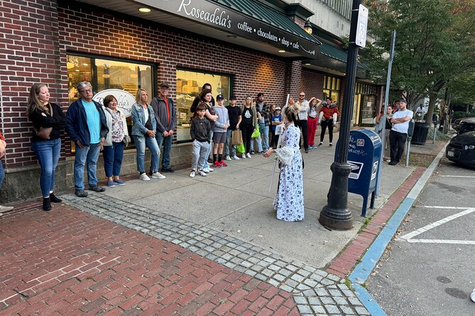 Salem Movie Magic Tour: Hocus Pocus and Bewitched locations - What the guide adds, and where the tour can falter