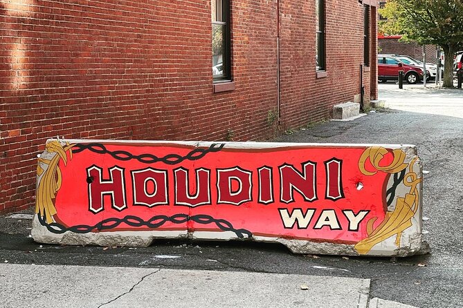 Salem Uncovered: The Salem Witch Trials Tour - The meeting house site at Rockafellas