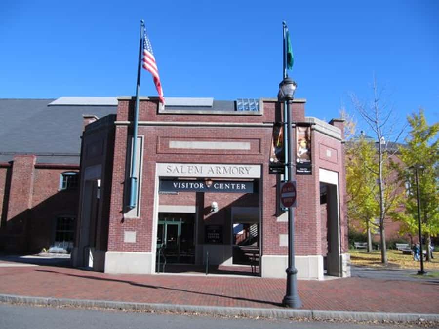 Salem Voodoo, Vampires, and Ghosts Guided Walking Tour - Five things to know before you book