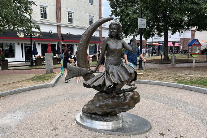 Salem Witch Tour from Boston by Train with Museum Tickets - Guide quality makes the biggest difference