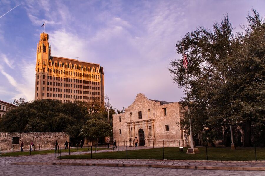 San Antonio: Guided Haunted Pub Crawl - Key points at a glance
