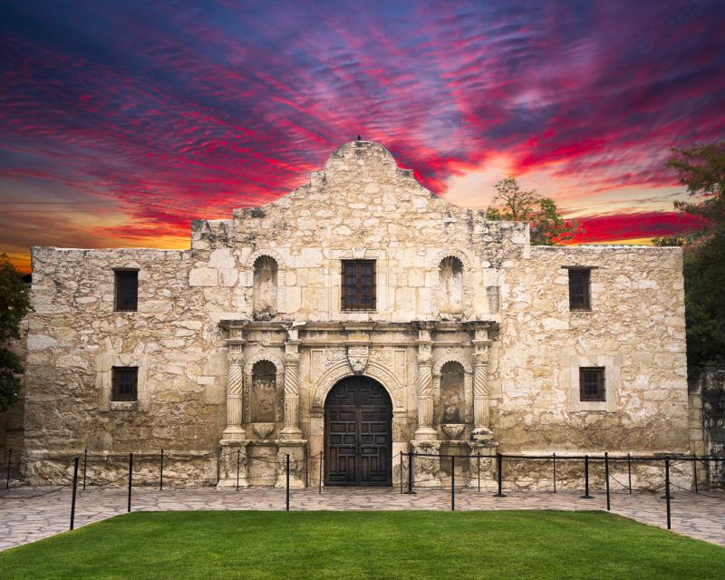 San Antonio: Guided Haunted Pub Crawl - San Antonio’s darker stories on foot