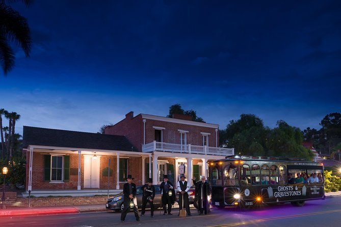 San Diego Ghosts and Gravestones: A Haunted Trolley Tour - What kind of tour is this?