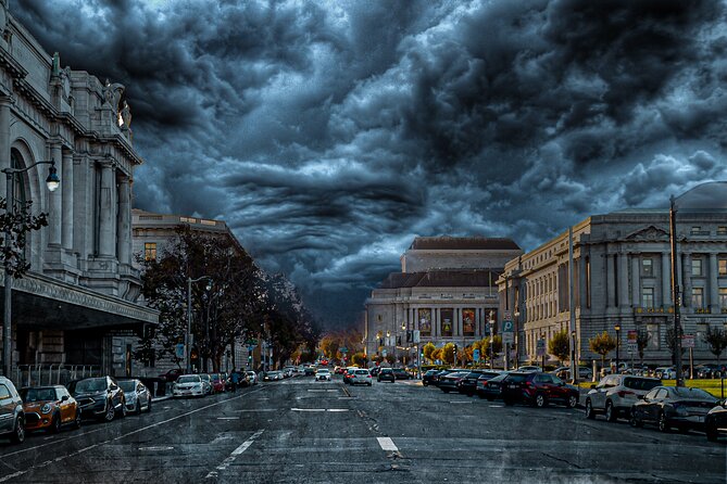 San Francisco Ghosts Boos and Booze Haunted Pub Crawl - Hungry I brings the street stories closer