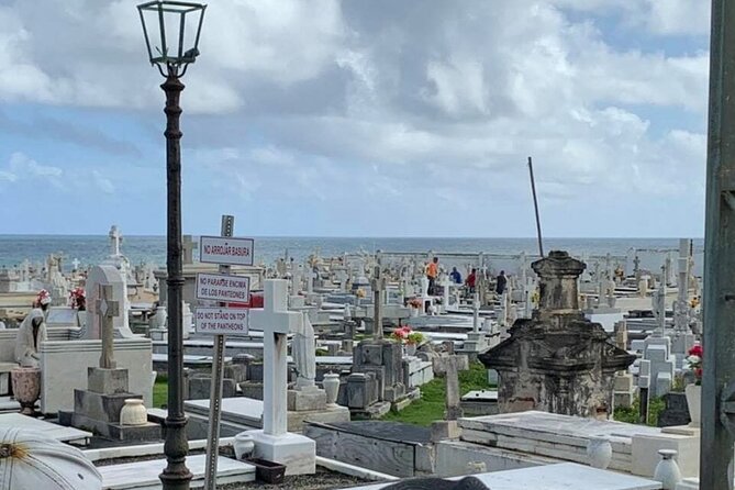 San Juan Haunted History Walking Tour - Roots Fountain and the Fountain of Youth