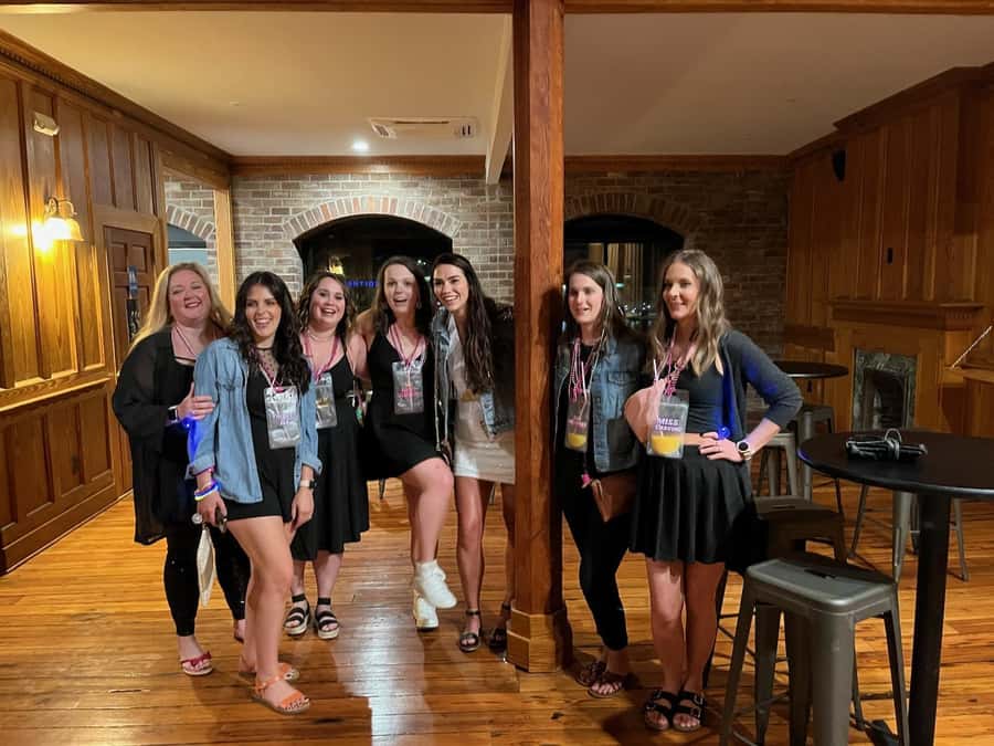 Savannah: Bad Kitty Pub Crawl, Spooky Naughty Ghosts - Key points about the Bad Kitty Pub Crawl
