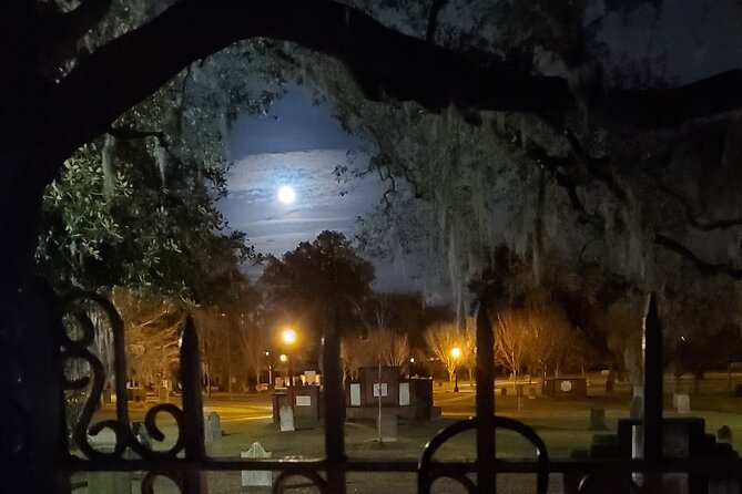 Savannah History and Haunts Candlelit Ghost Walking Tour - Candlelight, weather, and the feel of the route