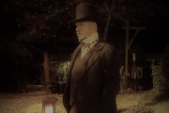 Savannah History and Haunts Candlelit Ghost Walking Tour - Ending at Colonial Park Cemetery