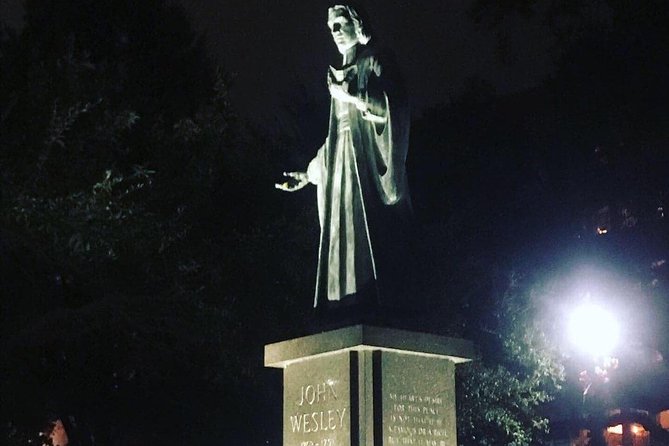 Savannah Psychic Guided Ghost & Cemetery Tour - The Olde Pink House and the search for spirit images