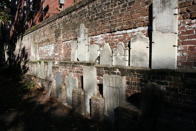 Savannah's Local Lore Ghost Tour - Comfort, parking, and small practical details