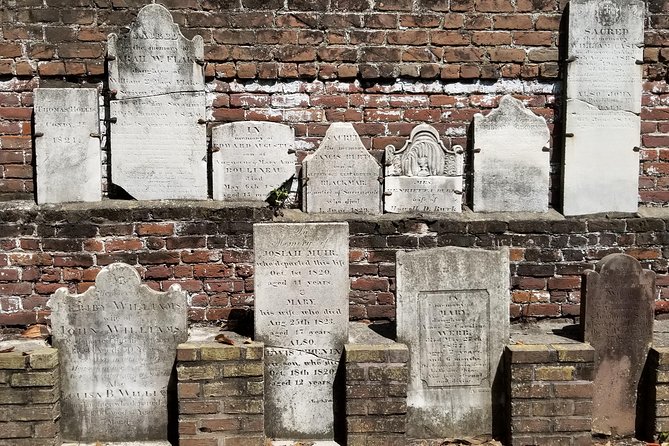 Savannah Supernatural Haunted Walking Tour - A walk through the Historic District