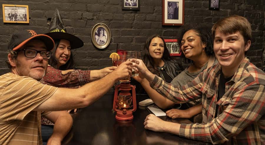 Seattle Terrors Spirits & Spirits Haunted Pub Crawl - Who should book this Seattle ghost tour?