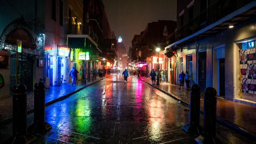 Self Guided Audio Ghost Tour in New Orleans in 6 Languages - Accessibility and walking expectations