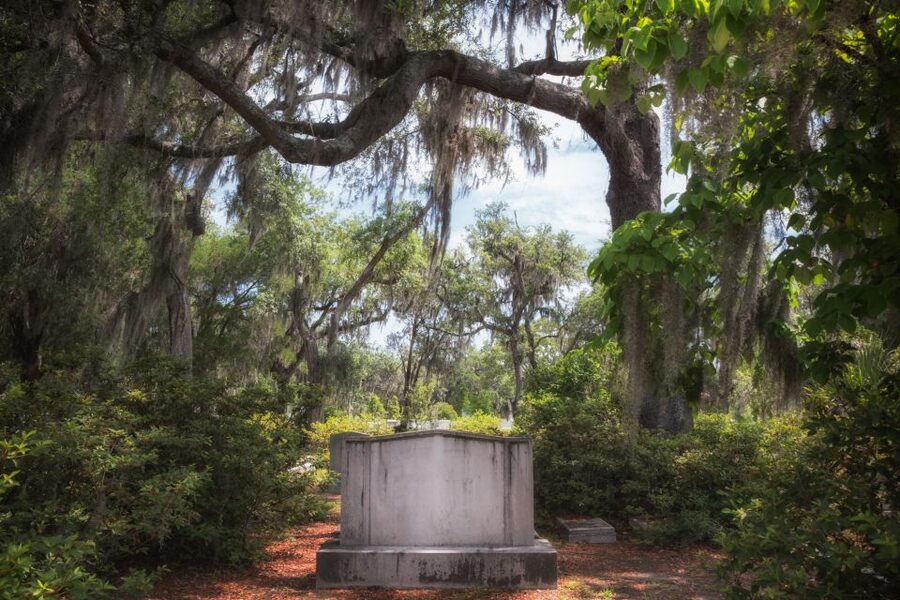 Self Guided Audio Ghost Tour in Savannah in 6 Languages - Key points to know before you go