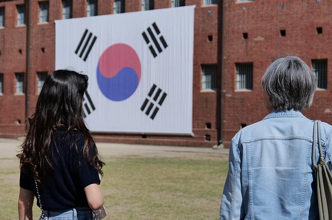 Seoul’s Hidden Dark History Guided Tour of Seodaemun Prison - Who will appreciate this experience most?
