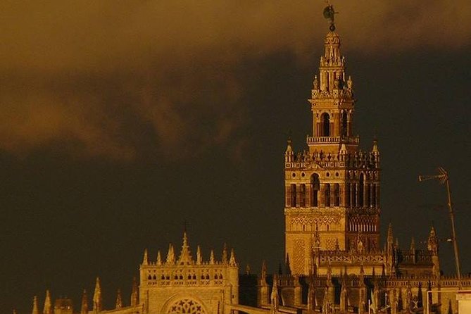 Seville Evening Historical Tour with Haunted History - Beginning at Plaza del Triunfo