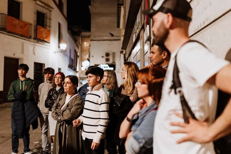 Seville: Paranormal and Legends Guided Walking Tour - Plaza de la Alfalfa and a livelier pause
